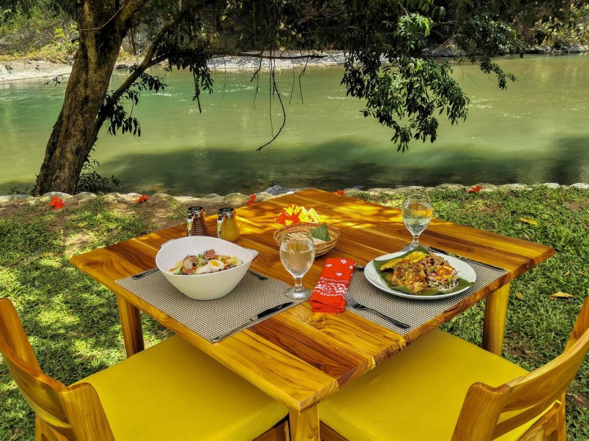 Pacuare Lodge By Boeena Limon Eksteriør bilde
